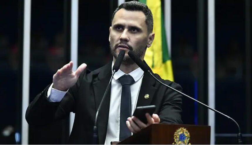 Revista Oeste cita pesquisa realizada pela Paraná Pesquisas no Estado de Minas Gerais.