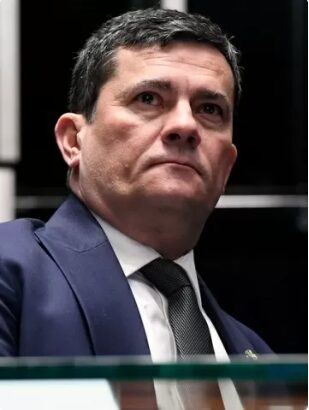 UOL Notícias cita pesquisa realizada pela Paraná Pesquisas no Estado do Paraná. 1 UOL Notícias cita pesquisa realizada pela Paraná Pesquisas no Estado do Paraná.