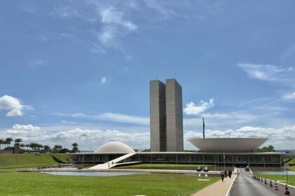 Bem Paraná cita pesquisa realizada pela Paraná Pesquisas no Estado do Paraná.