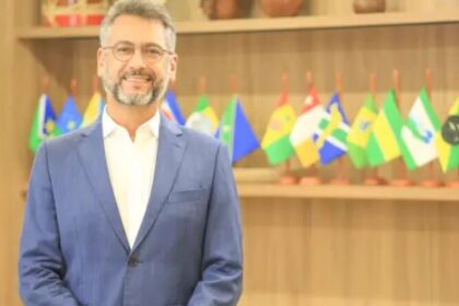 Revista Oeste cita pesquisa realizada pela Paraná Pesquisas no Estado do Amapá.