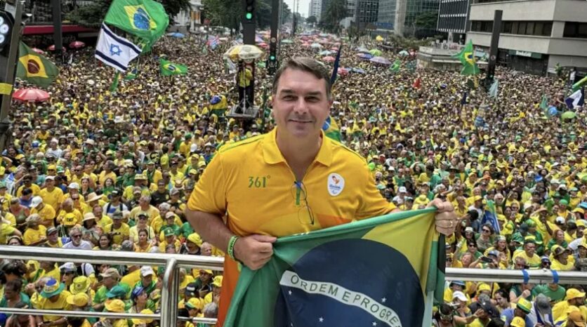 Blog Claudio Dantas cita pesquisa realizada pela Paraná Pesquisas no Estado do Amapá. 1 Blog Claudio Dantas cita pesquisa realizada pela Paraná Pesquisas no Estado do Amapá.