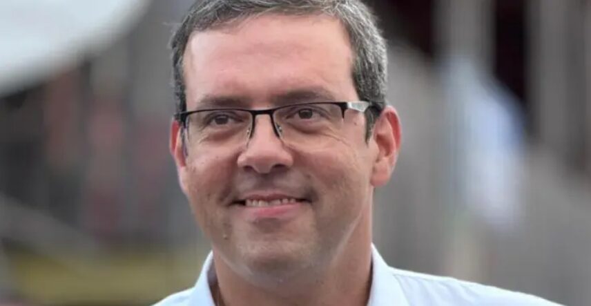 Revista Oeste cita pesquisa realizada pela Paraná Pesquisas no Estado do Amapá.