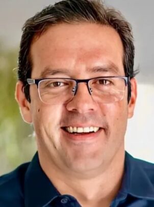 UOL Notícias cita pesquisa realizada pela Paraná Pesquisas no Estado do Amapá.