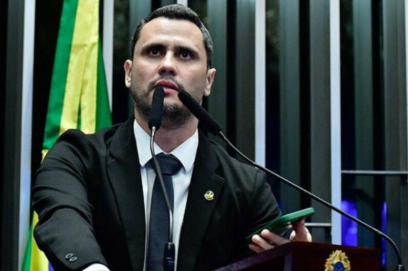 Diário do Poder cita pesquisa realizada pela Paraná Pesquisas no Estado de Minas Gerais. 1 Diário do Poder cita pesquisa realizada pela Paraná Pesquisas no Estado de Minas Gerais.