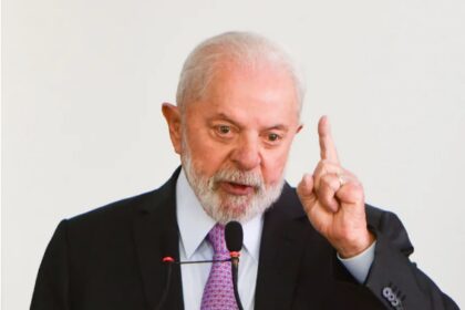 Metrópoles cita pesquisa realizada pela Paraná Pesquisas.