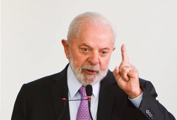 Metrópoles cita pesquisa realizada pela Paraná Pesquisas.