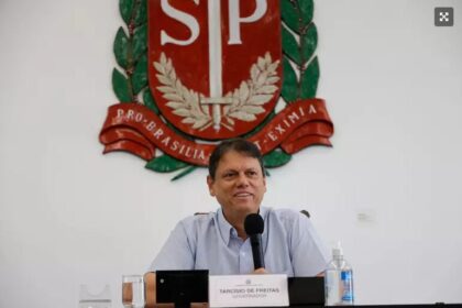 Portal Terra cita pesquisa realizada para Paraná Pesquisas no Estado de São Paulo.