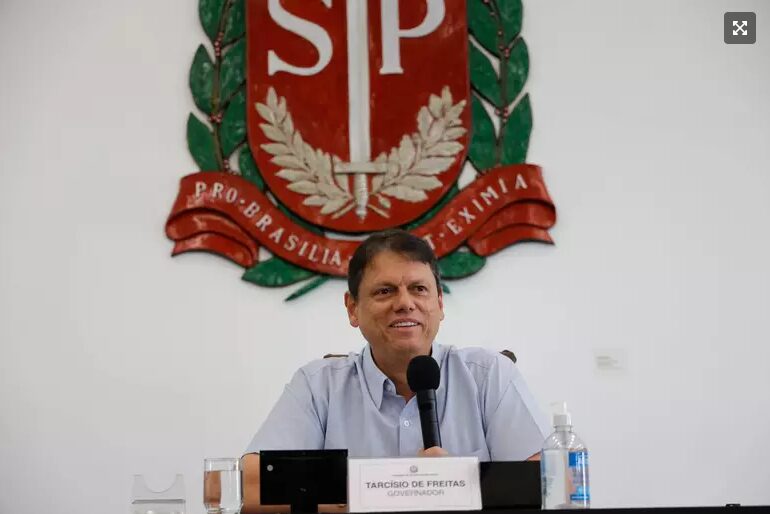 Portal Terra cita pesquisa realizada para Paraná Pesquisas no Estado de São Paulo. 1 Portal Terra cita pesquisa realizada para Paraná Pesquisas no Estado de São Paulo.