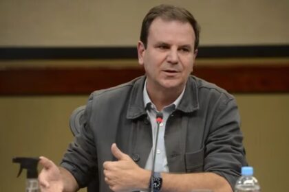 Band cita pesquisa realizada para Paraná Pesquisas no Estado do Rio de Janeiro.