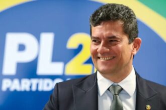 Veja cita pesquisa realizada para Paraná Pesquisas no Estado do Paraná.