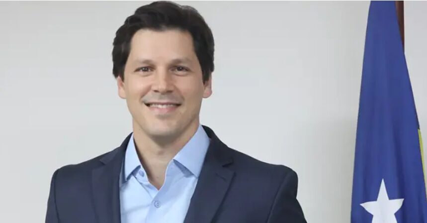 Revista Oeste cita pesquisa realizada para Paraná Pesquisas no Estado de Goiás. 1 Revista Oeste cita pesquisa realizada para Paraná Pesquisas no Estado de Goiás.