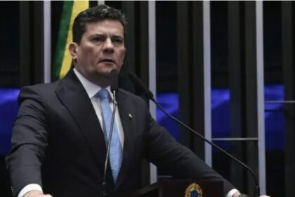 Revista Oeste cita pesquisa realizada para Paraná Pesquisas no Estado do Paraná.