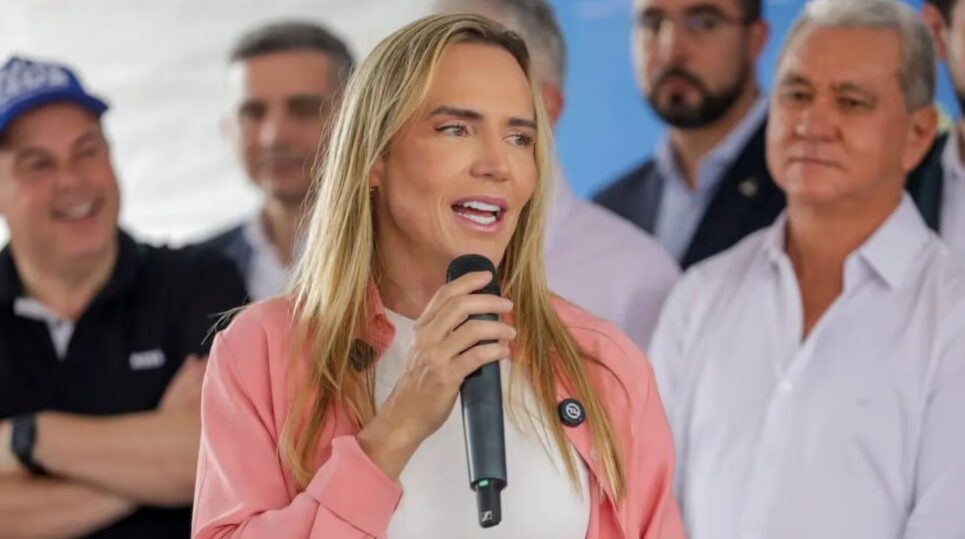 O Antagonista cita pesquisa realizada para Paraná Pesquisas no Distrito Federal. 1 O Antagonista cita pesquisa realizada para Paraná Pesquisas no Distrito Federal.