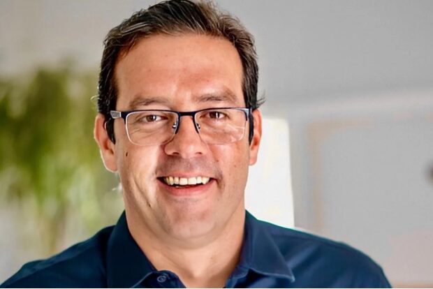Metrópoles cita pesquisa realizada para Paraná Pesquisas no Estado do Amapá. 1 Metrópoles cita pesquisa realizada para Paraná Pesquisas no Estado do Amapá.