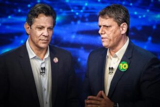 Exame cita pesquisa realizada para Paraná Pesquisas no Estado de São Paulo.