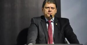 Revista Oeste cita pesquisa realizada para Paraná Pesquisas no Estado de São Paulo.