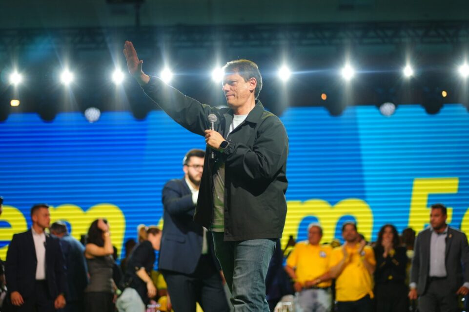 O Antagonista cita pesquisa realizada para Paraná Pesquisas no Estado de São Paulo.