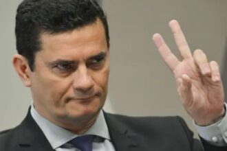 Revista Oeste cita pesquisa realizada para Paraná Pesquisas no Estado do Paraná.