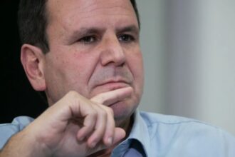 Metrópoles cita pesquisa realizada para Paraná Pesquisas no Estado do Rio de Janeiro.
