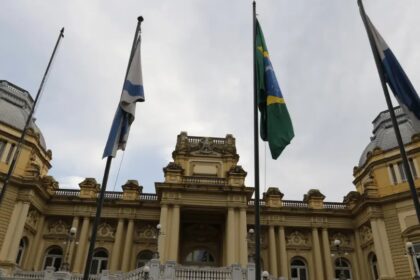Brasil de Fato cita pesquisa realizada para Paraná Pesquisas no Estado do Rio de Janeiro.