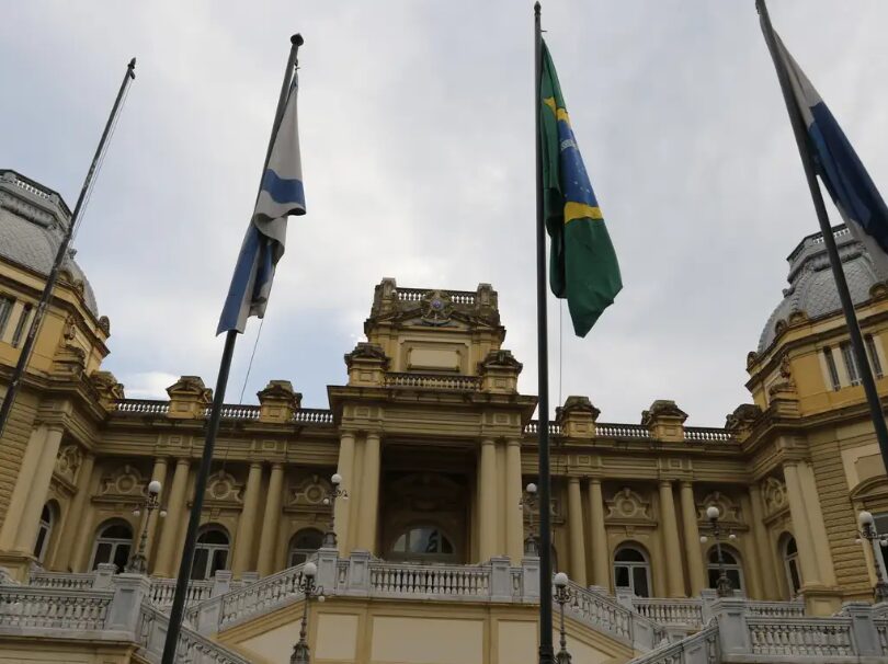 Brasil de Fato cita pesquisa realizada para Paraná Pesquisas no Estado do Rio de Janeiro.